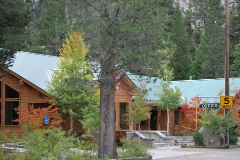 Double Eagle Resort and Spa Resort in June Lake