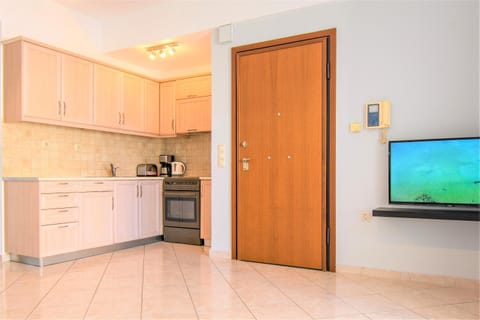 Facade/entrance, TV and multimedia, Coffee/tea facilities, Kitchen or kitchenette, Living room, Area and facilities, oven, pet friendly, stove