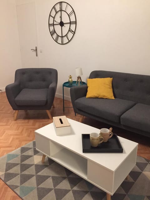 Communal lounge/ TV room, Decorative detail