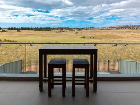 21 30 Troon Drive House in Normanville