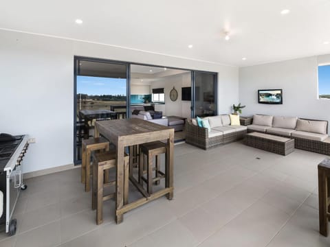 21 30 Troon Drive House in Normanville