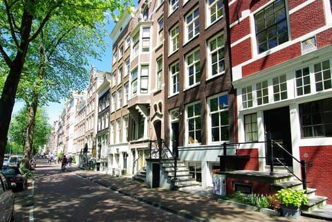 1637: Historic Canal View Suites Alojamiento y desayuno in Amsterdam