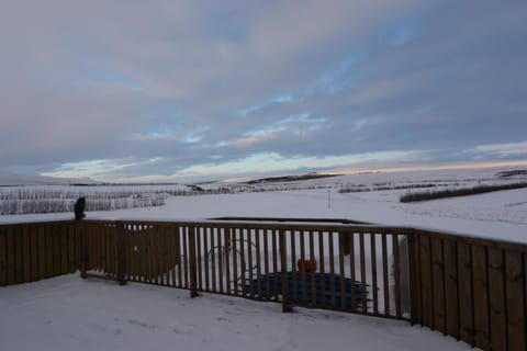 Guesthouse Steindórsstadir, West Iceland Estancia en una granja in Southern Region