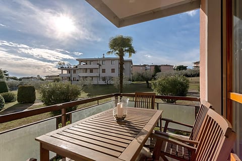 Balcony/Terrace, Balcony/Terrace