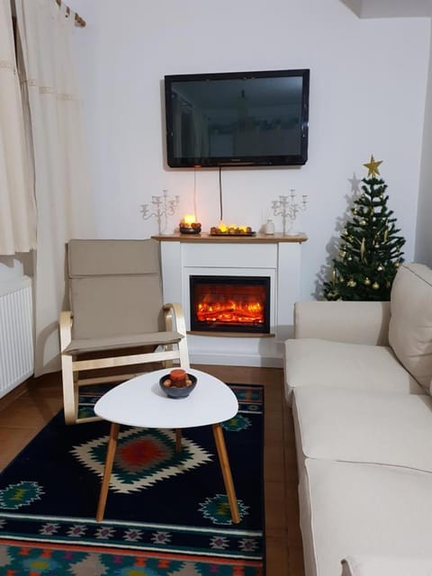 Fairytale apartment close to Bradu Ski Slope Apartment in Brasov