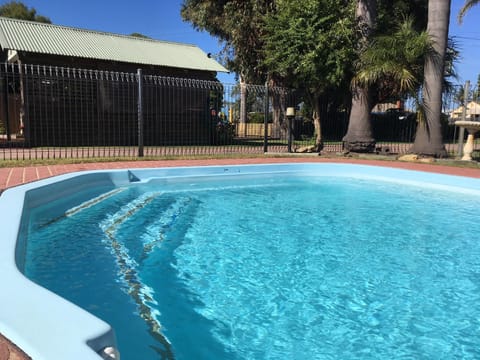 Lazy Acre Log Cabins Appart-hôtel in Lakes Entrance