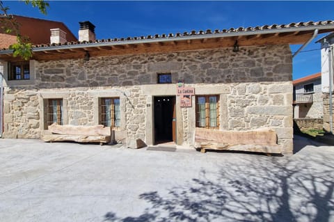 La Cantina casas rurales paredes House in Extremadura, Spain