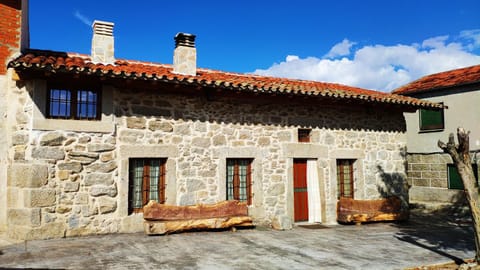 La Cantina casas rurales paredes House in Extremadura, Spain