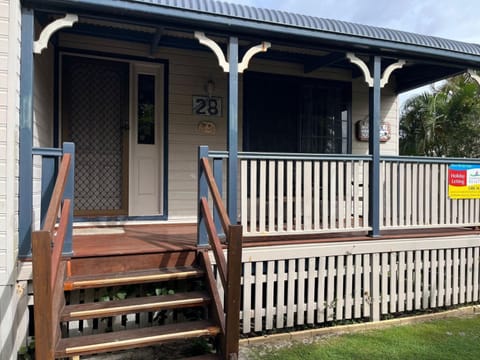 Cooloola Cottage Rainbow Beach House in Rainbow Beach