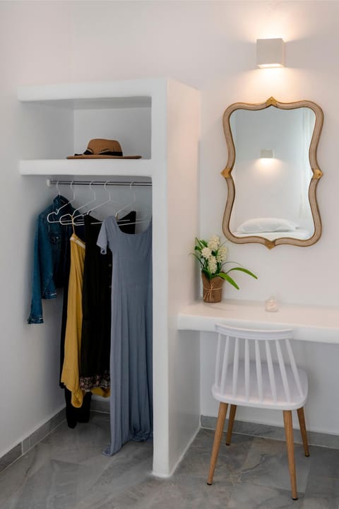 Area and facilities, Family