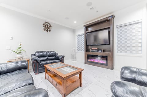 TV and multimedia, Seating area