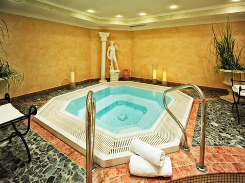 Hot Tub, Spa and wellness centre/facilities