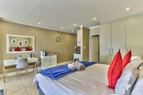 Firmont on Main Condo in Sea Point