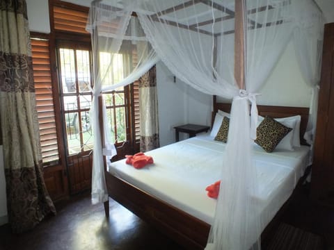 Abraham Beach House Resort in Tangalle