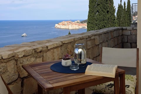 Golden Creek Amazing Sea Views Apartment Condo in Dubrovnik