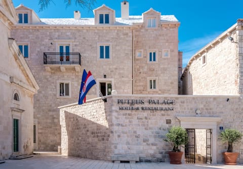 Puteus Palace Heritage Hotel Hôtel in Split-Dalmatia County