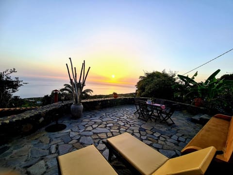 Casa Rural LAS TIAS III House in La Palma