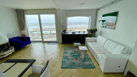 Beach Apartments Seaview Plus Parking Condo in Zandvoort