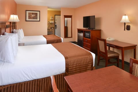 Americas Best Value Inn & Suites-East Bakersfield Motel in Bakersfield