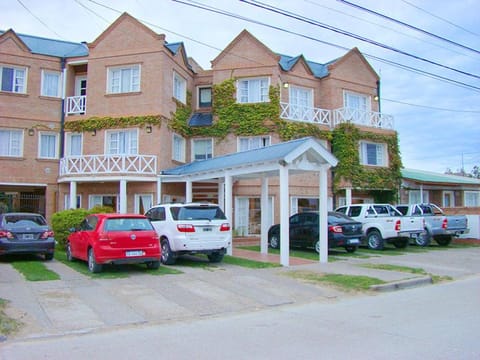 Los Tulipanes Apart de Mar Apartment hotel in Puerto Madryn