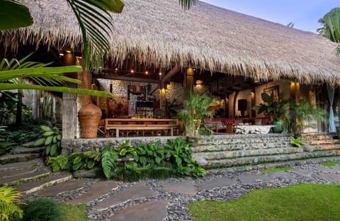 Stone House Bed and Breakfast in Ubud