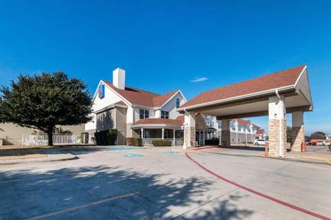Motel 6-North Richland Hills, TX - NE Fort Worth Hotel in North Richland Hills