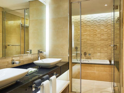 Mercure Dubai Barsha Heights Hotel Suites And Apartments Hotel in Dubai