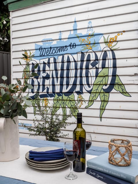 Garden, Dining area