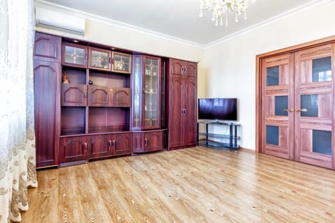 419 Апартаменты в деловом центре с видом на горы Отличный вариант для туристов и командированных Appartamento in Almaty