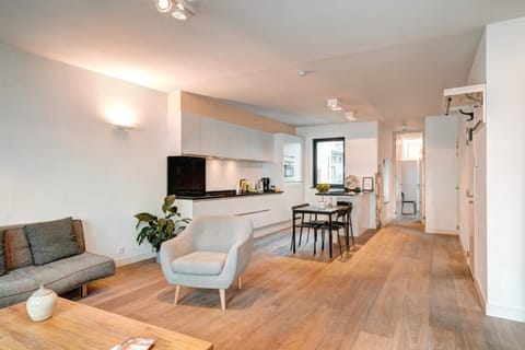 Light House Lodge. Apartment in Center of Antwerp Condo in Antwerp
