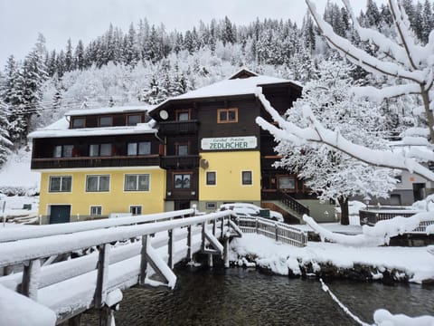 Property building, Winter