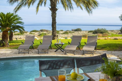 Balcony/Terrace, Sea view, Swimming pool