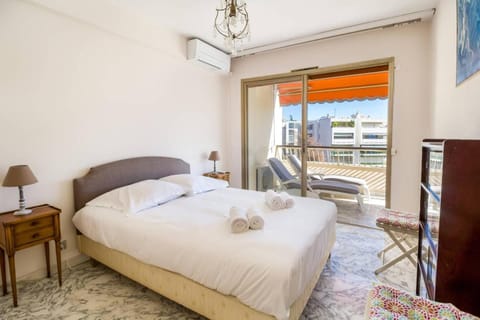 GuestReady - Cosy La Croisette Flat with Terrace Apartment in Cannes