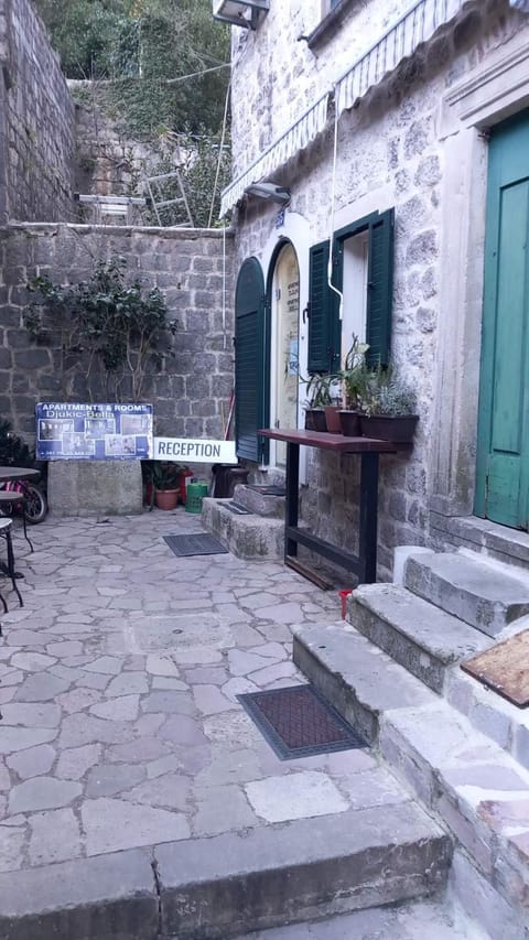 Apartments Đukić Bed and breakfast in Kotor