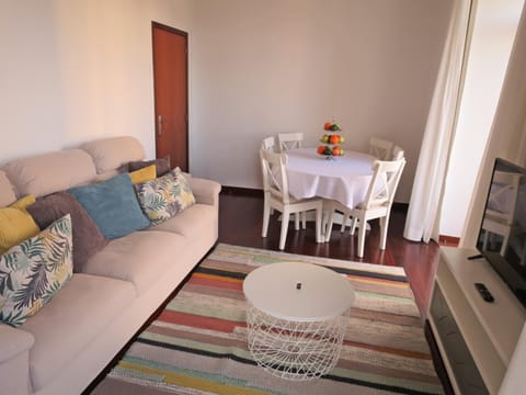 Market Downtown T3 Condo in Funchal