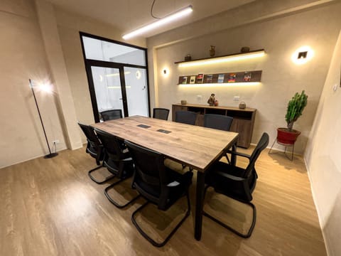 Meeting/conference room