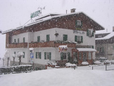 Property building, Winter