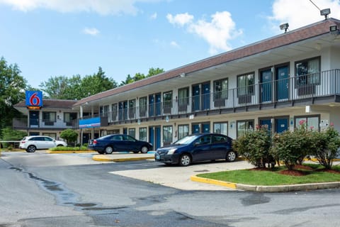 Motel 6-Camp Springs, DC - South Camp Springs Hotel in Prince Georges County