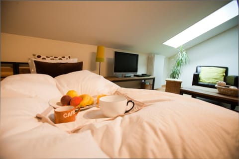 Food close-up, Photo of the whole room, Continental breakfast