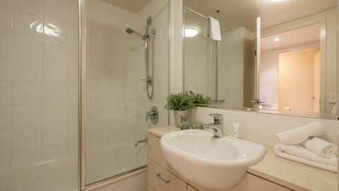 Inn on the Park Apartments Apartment hotel in Toowong