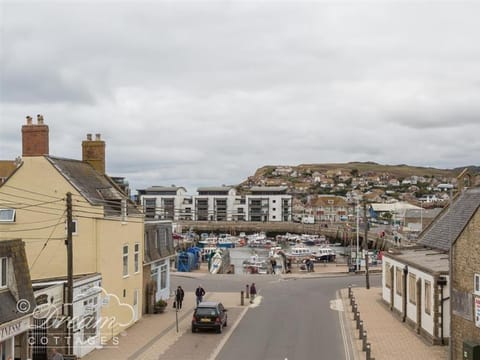 Harbour Scene Casa in West Bay, UK