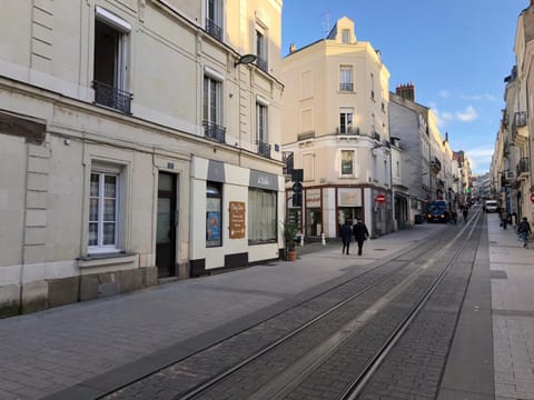 Hyper Centre rue de la Roe Condominio in Angers