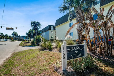 Oceanside 306-B Villa in Isle of Palms