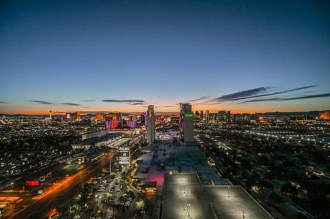 City view, Sunrise