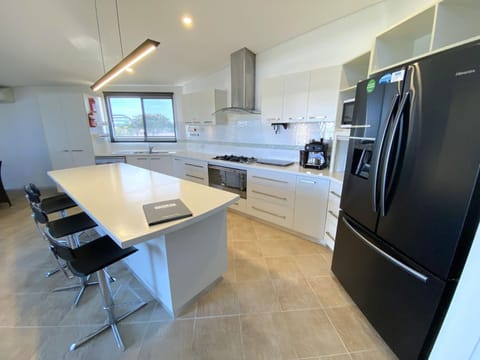 2 Corella Court Maison in Exmouth