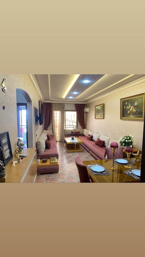Apartment in city centre with pool, 5 min walk to beach Eigentumswohnung in Agadir