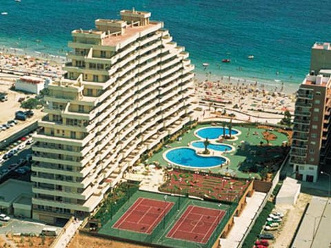 Facade/entrance, Minigolf, Swimming pool, Sports