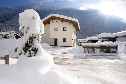 Property building, Winter