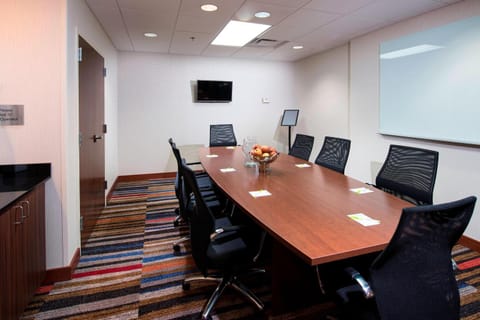 Meeting/conference room