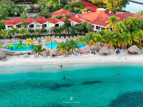 Fantasy Island Beach Resort and Marina - All Inclusive Resort in Bay Islands Department